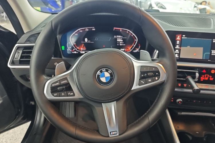 Used BMW 3 Series 2021 Second Facelift 325i M Sport Night Edition Package Steering Wheel
