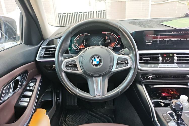 Used BMW 3 Series 2021 325i M Sport Package Steering Wheel