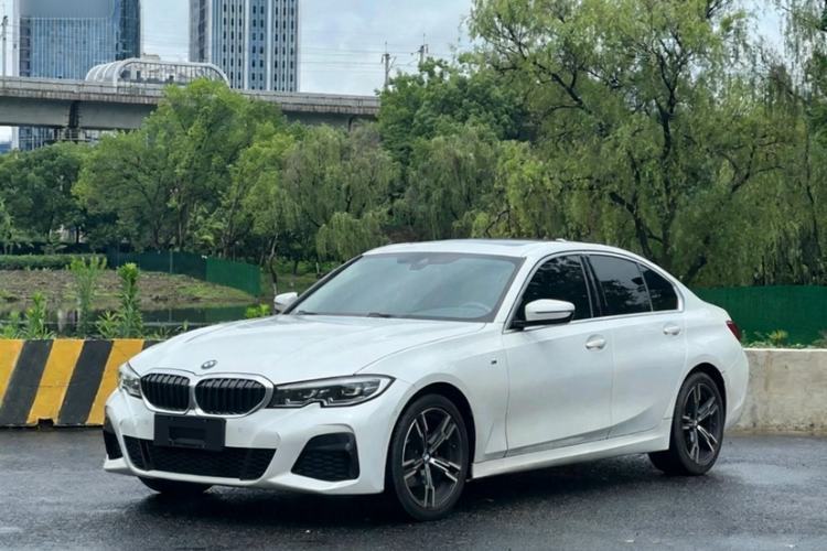 Used BMW 3 Series 2021 Restyled 325i M Sport Package Guazi used car, China used car export, Used car for sale, Used BMW cars, Cheapest cars for sale
