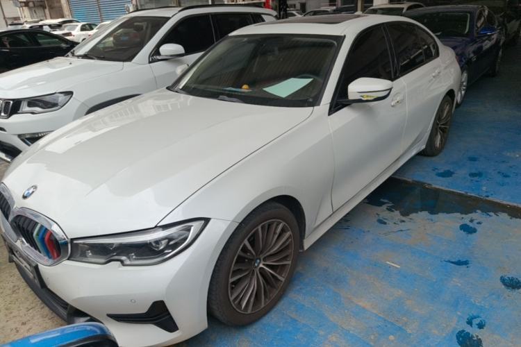 Used BMW 3 Series 2021 320i Sport Package Guazi used car, China used car export, Used car for sale, Used BMW cars, Cheapest cars for sale