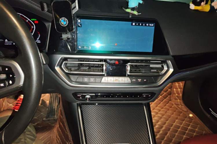 Used BMW 3 Series 2021 Second Facelift 320Li M Sport Package Audio And AC Panel