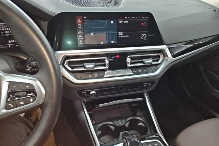 Used BMW 3 Series 2021 Second Facelift 320Li M Sport Package Audio And AC Panel