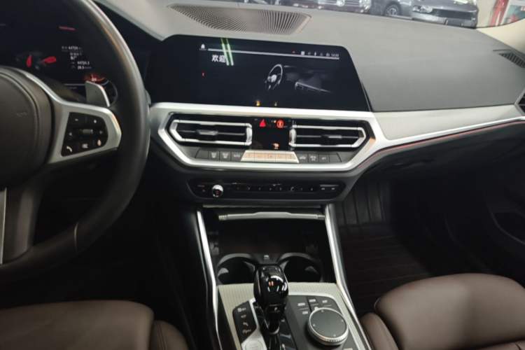 Used BMW 3 Series 2021 325i M Sport Night Edition package Audio And AC Panel