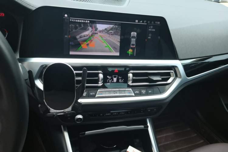Used BMW 3 Series 2021 320Li M Sport Package Audio And AC Panel