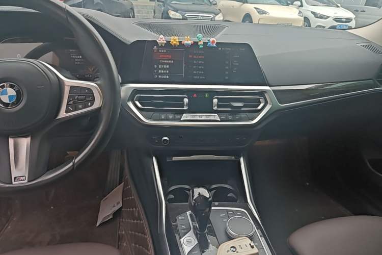 Used BMW 3 Series 2021 Second Facelift 325Li M Sport Package Audio And AC Panel