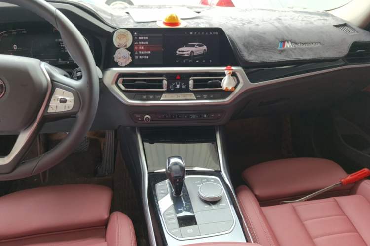 Used BMW 3 Series 2021 320i Sport Package Audio And AC Panel