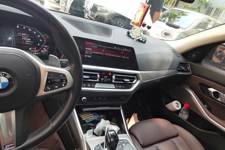 Used BMW 3 Series 2021 325Li M Sport Shadowline Package Audio And AC Panel
