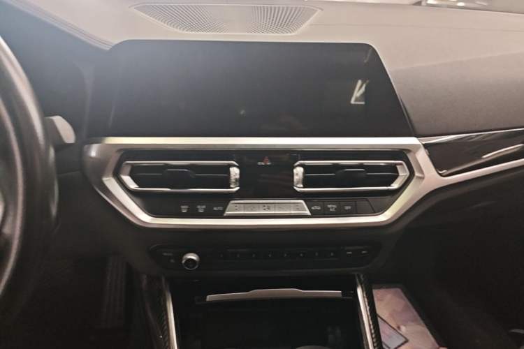 Used BMW 3 Series 2021 Facelifted 320Li M Sport Package Audio And AC Panel