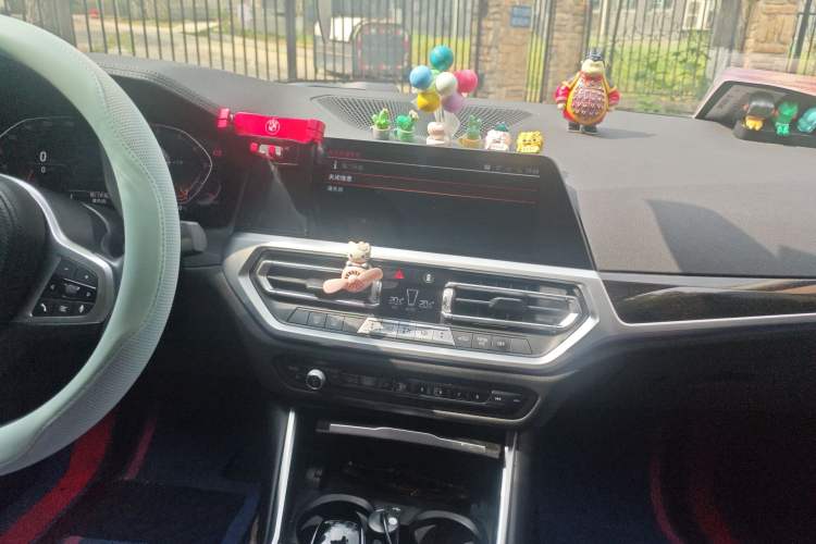 Used BMW 3 Series 2021 Restyled 325Li xDrive M Sport Package Audio And AC Panel