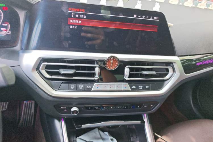 Used BMW 3 Series 2021 Facelifted 320Li M Sport Package Audio And AC Panel