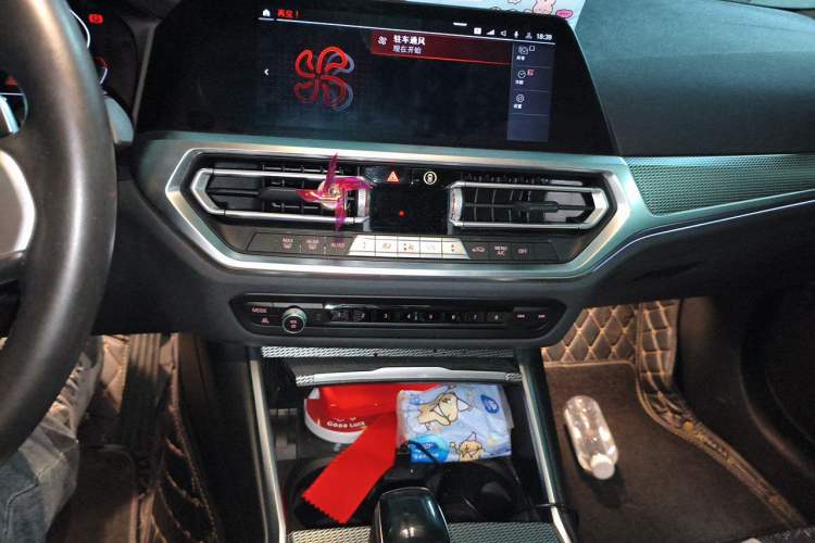 Used BMW 3 Series 2021 Second Facelift 325Li M Sport Night Edition Package Audio And AC Panel