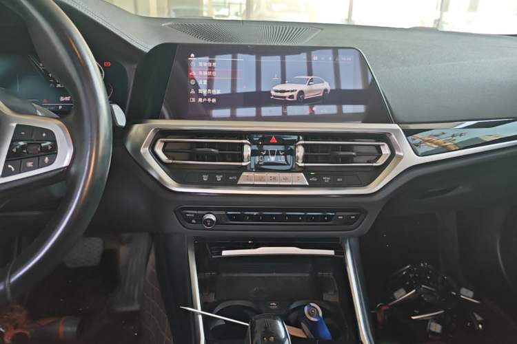 Used BMW 3 Series 2021 Second Facelift 320Li M Sport Package Audio And AC Panel
