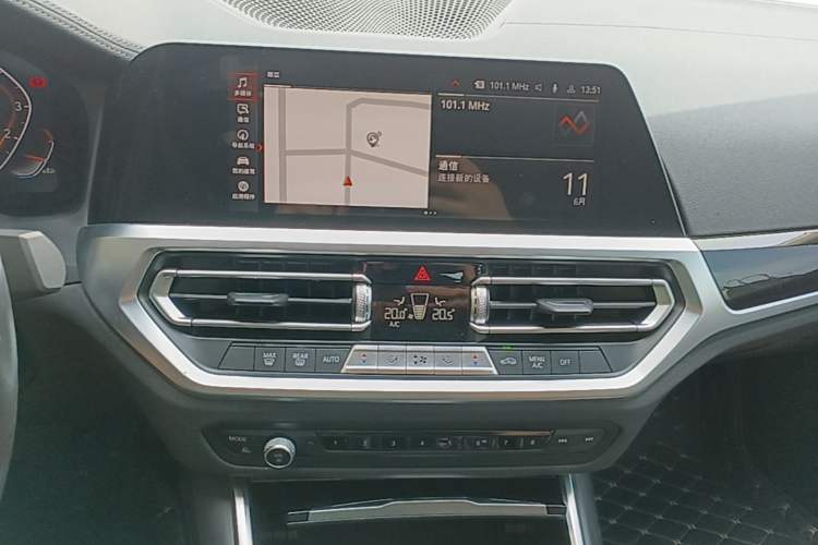 Used BMW 3 Series 2021 Second Facelift 320Li M Sport Package Audio And AC Panel