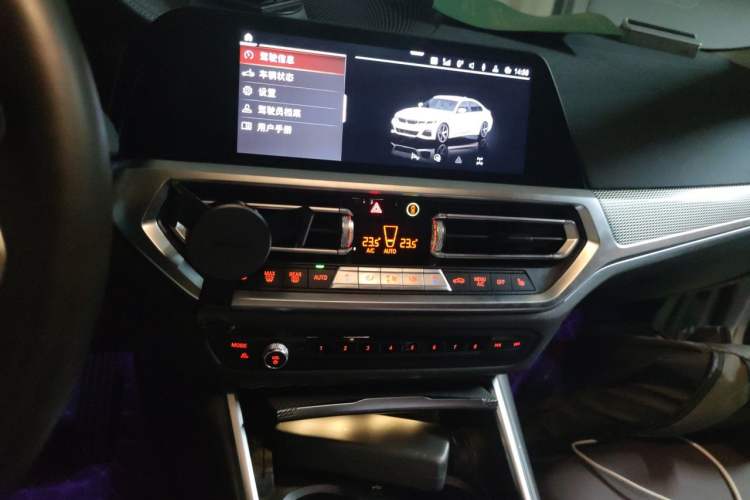 Used BMW 3 Series 2021 Second Facelift 325i M Sport Night Edition Package Audio And AC Panel