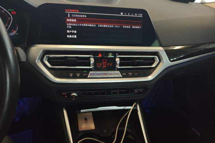 Used BMW 3 Series 2021 Second Facelift 325Li M Sport Package Audio And AC Panel