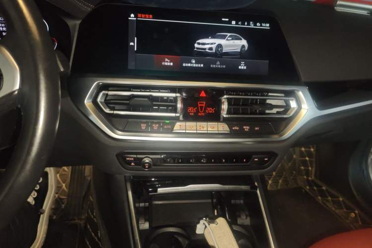 Used BMW 3 Series 2021 Second Facelift 320Li M Sport Package Audio And AC Panel