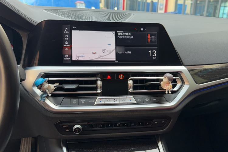 Used BMW 3 Series 2021 Second Facelift 325Li M Sport Package Audio And AC Panel