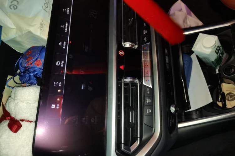 Used BMW 3 Series 2021 Second Facelift 325Li M Sport Package Audio And AC Panel