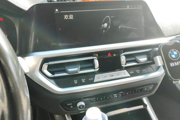 Used BMW 3 Series 2021 Facelifted 320Li M Sport Package Audio And AC Panel