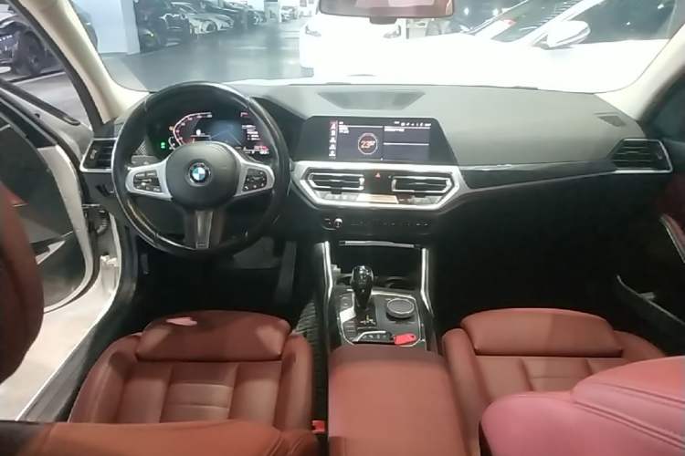 Used BMW 3 Series 2021 320Li M Sport Package Center Console