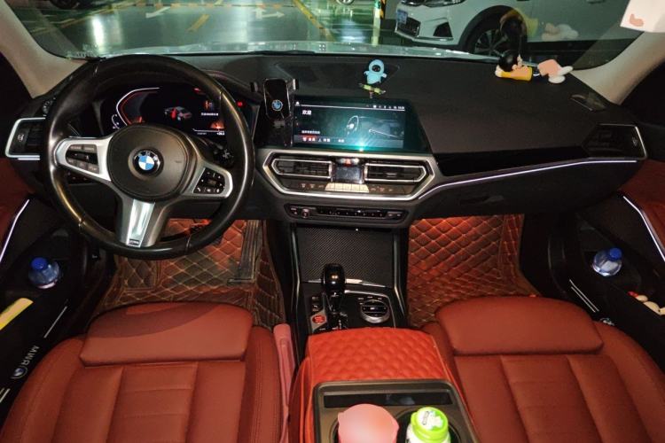 Used BMW 3 Series 2021 Second Facelift 320Li M Sport Package Center Console