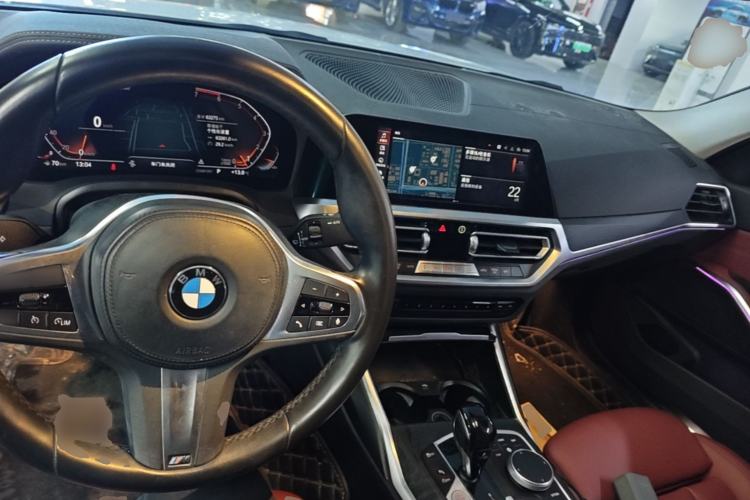 Used BMW 3 Series 2021 Second Facelift 325i M Sport Package Center Console