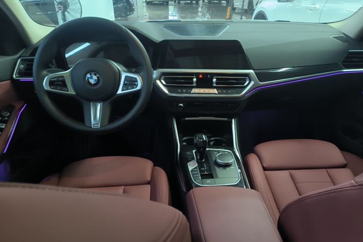 Used BMW 3 Series 2021 Second Facelift 325Li M Sport Package Center Console