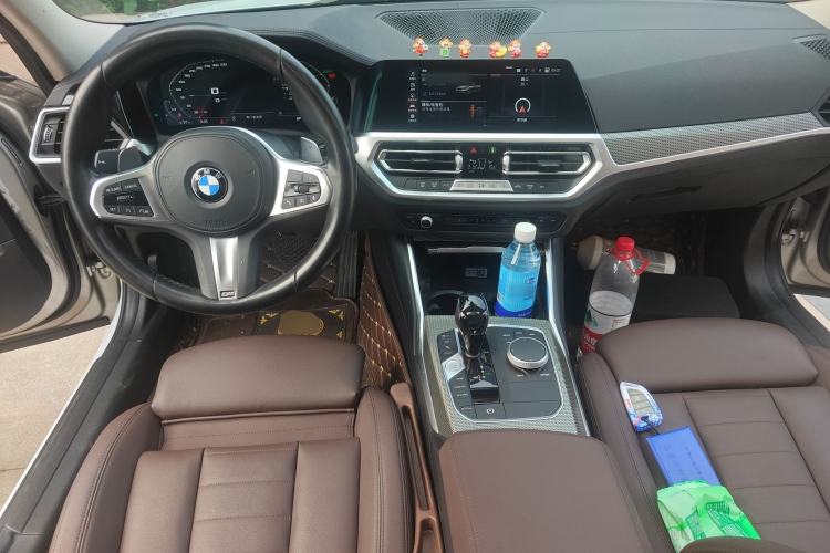 Used BMW 3 Series 2021 325Li M Sport Shadowline Package Center Console