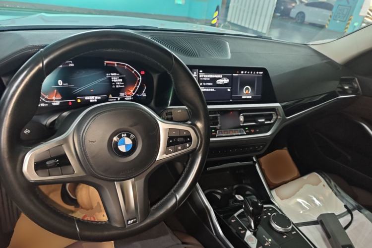 Used BMW 3 Series 2021 Facelifted 320Li M Sport Package Center Console