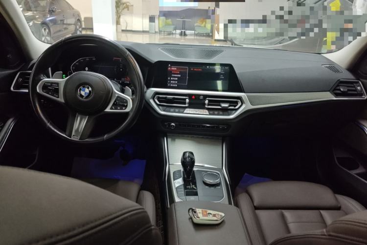 Used BMW 3 Series 2021 Facelifted 325Li M Sport Night Edition Package Center Console