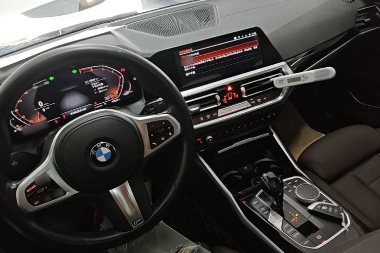 Used BMW 3 Series 2021 Second Facelift 320Li M Sport Package Center Console