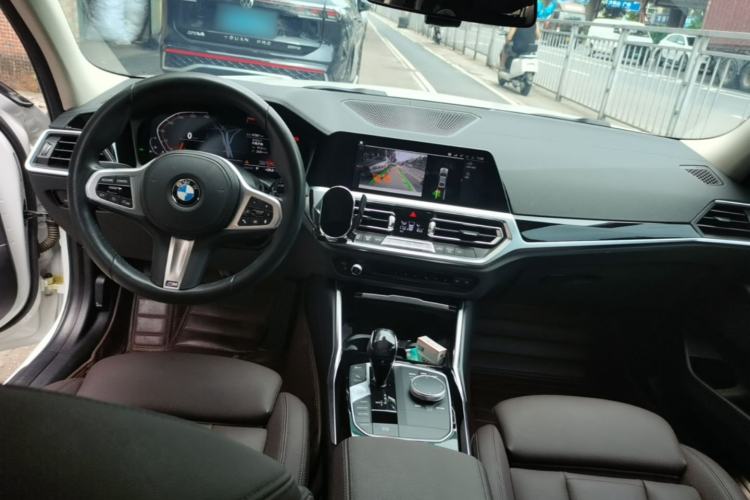 Used BMW 3 Series 2021 320Li M Sport Package Center Console