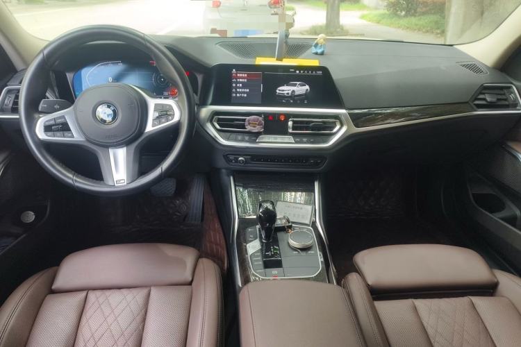Used BMW 3 Series 2021 Second Facelift 325Li M Sport Package Center Console