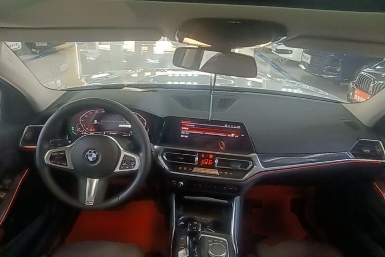Used BMW 3 Series 2021 Second Facelift 325Li M Sport Package Center Console