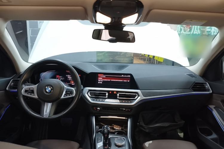 Used BMW 3 Series 2021 Restyled 325i M Sport Package Center Console