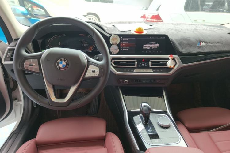 Used BMW 3 Series 2021 320i Sport Package Center Console