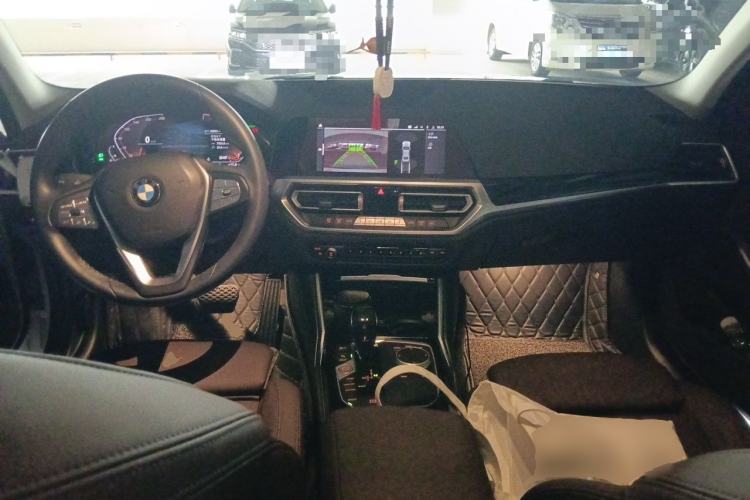 Used BMW 3 Series 2021 Restyled 320i Sport Package Center Console