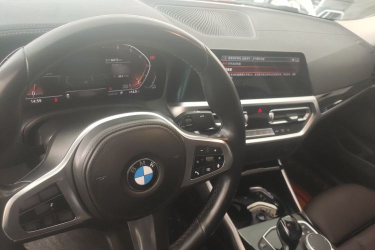 Used BMW 3 Series 2021 Facelifted 320Li M Sport Package Center Console
