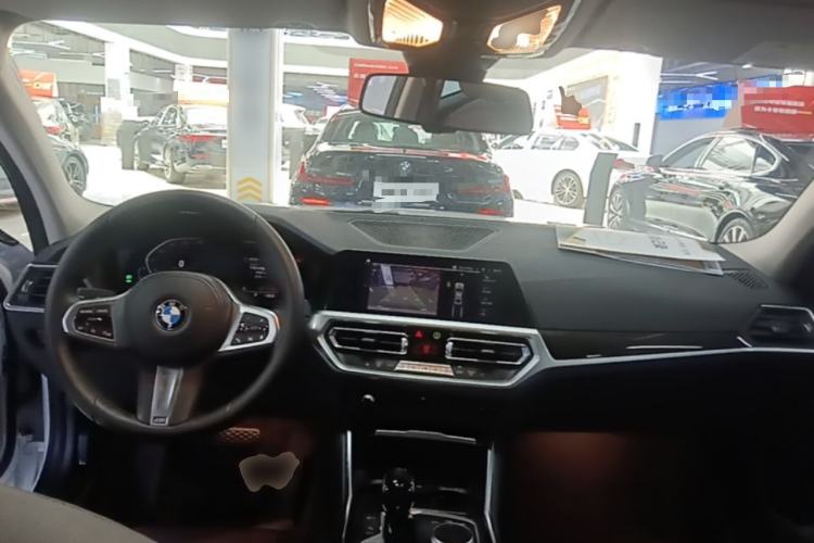 Used BMW 3 Series 2021 Restyled 325Li M Sport Package Center Console