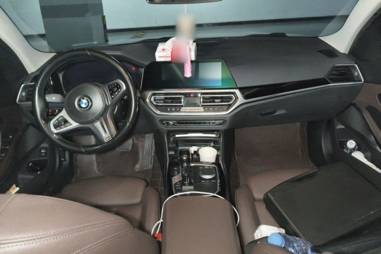 Used BMW 3 Series 2021 Second Facelift 320Li M Sport Package Center Console