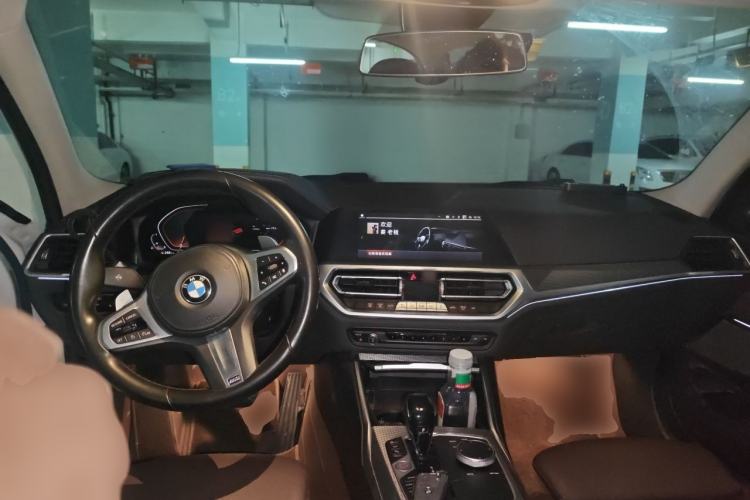 Used BMW 3 Series 2021 Facelifted 325Li M Sport Night Edition Package Center Console