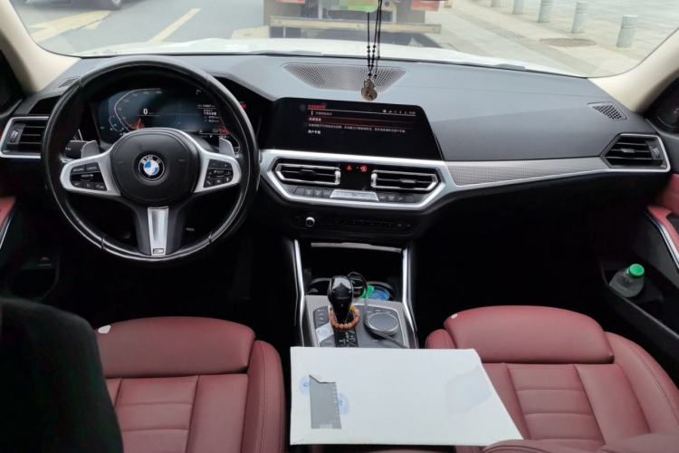 Used BMW 3 Series 2021 325Li M Sport Shadowline Package Center Console