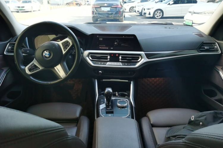 Used BMW 3 Series 2021 325Li M Sport Package Center Console