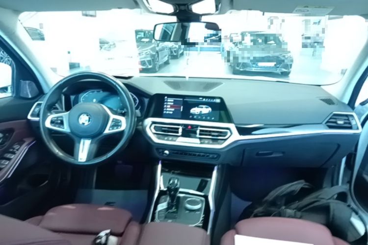 Used BMW 3 Series 2021 320Li M Sport Package Center Console