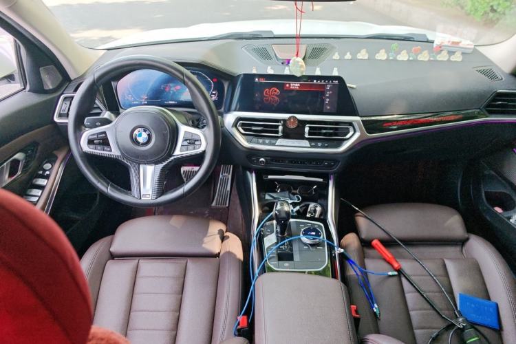 Used BMW 3 Series 2021 Facelifted 320Li M Sport Package Center Console