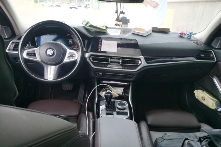 Used BMW 3 Series 2021 Facelifted 320Li M Sport Package Center Console