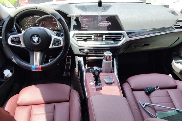 Used BMW 3 Series 2021 Second Facelift 320Li M Sport Package Center Console
