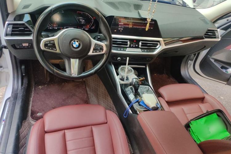 Used BMW 3 Series 2021 Second Facelift 320Li M Sport Package Center Console
