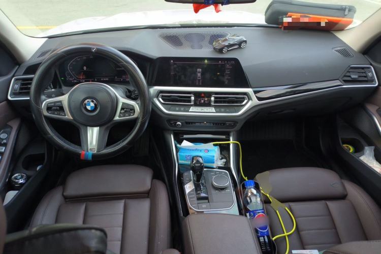Used BMW 3 Series 2021 Facelifted 320Li M Sport Package Center Console