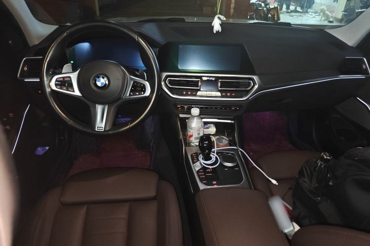 Used BMW 3 Series 2021 325Li M Sport Shadowline Package Center Console